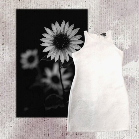 🌸 Forever 21🌸Pretty High Neck White Dress with Floral Lace Pattern - Picture 2 of 8